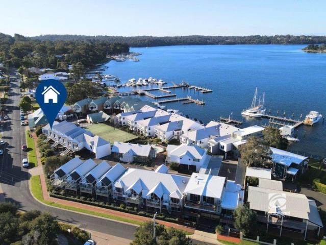 Apartment for sale in Metung, Victoria
