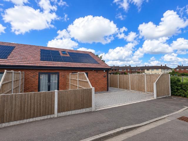 House for rent in Brookfield, Higher Bartle
