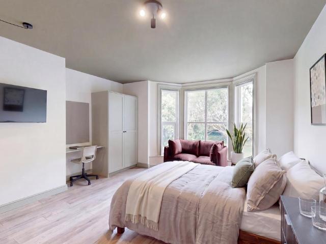 Apartment for rent in Hyde Park, West Yorkshire