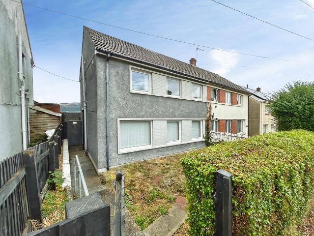 Apartment for rent in Cimla, Neath