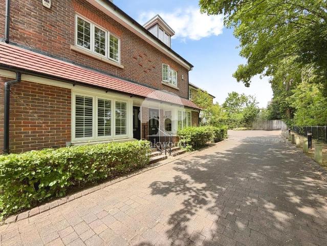 House for rent in Fishery, Maidenhead