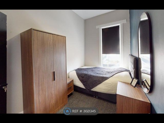 Room for rent in Moorside, Salford