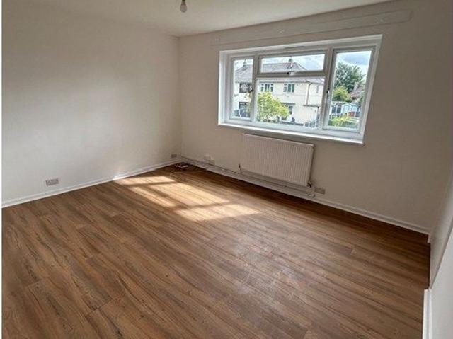 Apartment for rent in Moor Allerton, West Yorkshire