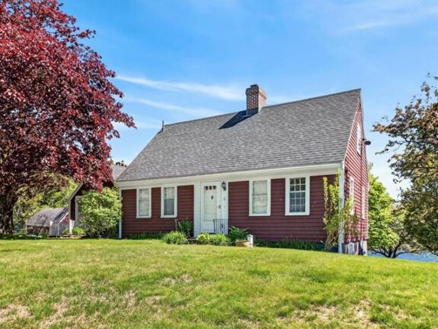 House for sale in South Addison, Addison