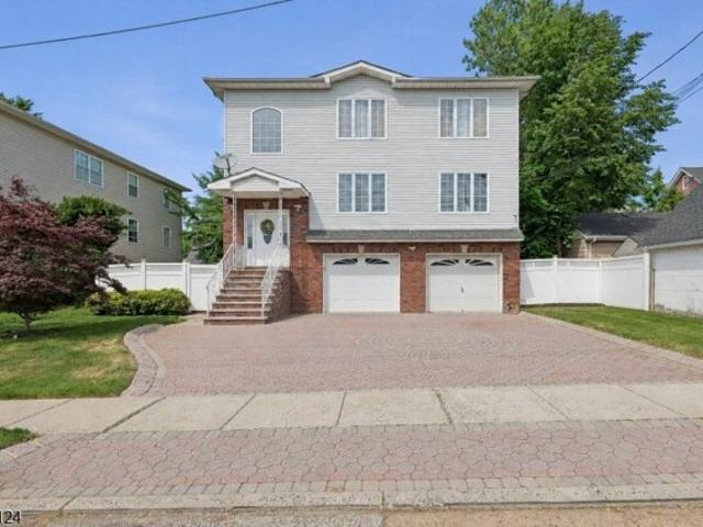 House for sale in Linden, New Jersey
