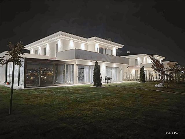 Gölbaşi, Ankara içerisinde satılık Villa
