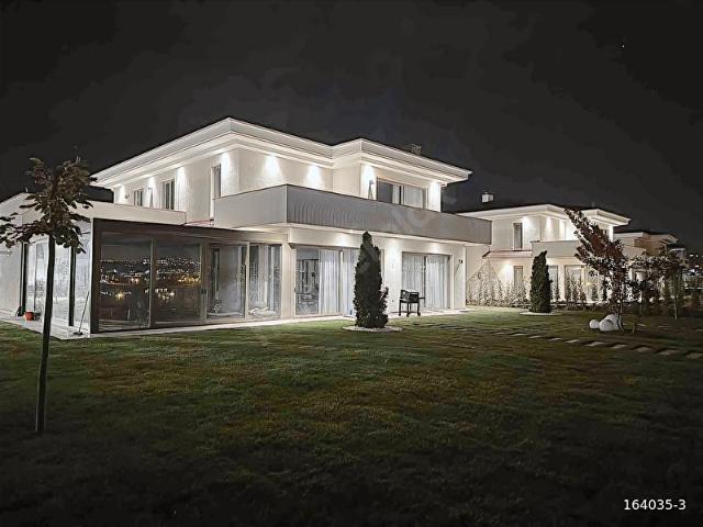 Gölbaşi, Ankara içerisinde satılık Villa