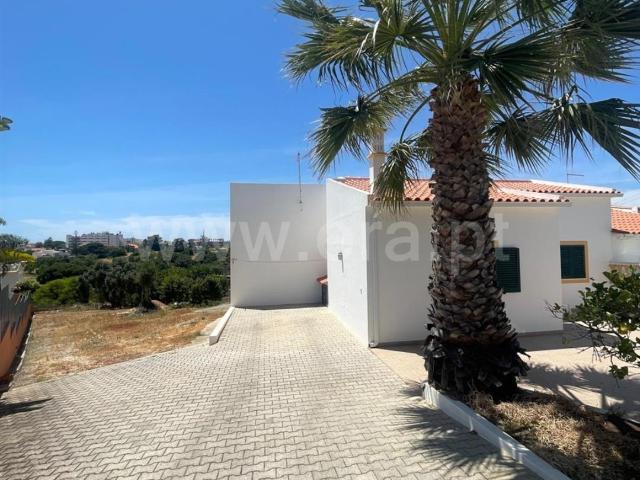 Vivenda venda em Albufeira e Olhos de Água, Albufeira