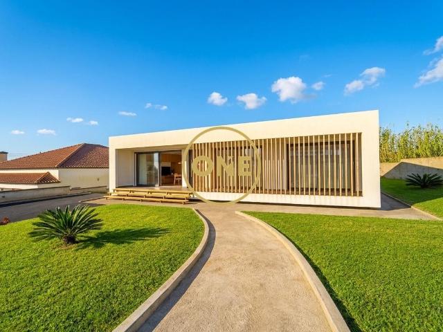 Casa venda em Açores, Madalena