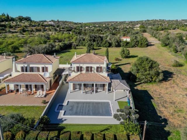 Casa venda em Goldra, Loulé