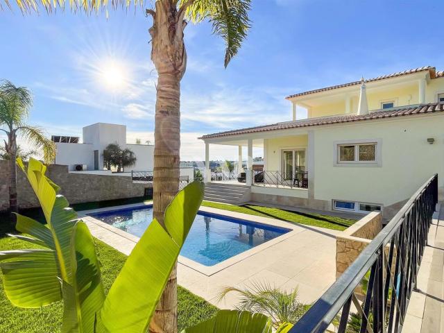 Vivenda venda em Albufeira e Olhos de Água, Albufeira