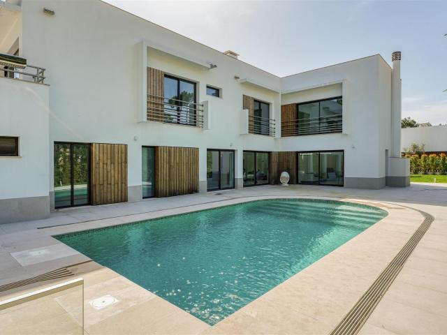 Vivenda venda em Herdade da Aroeira, Almada