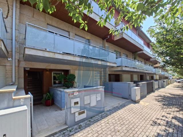 Casa venda em Rebordões, Boalhosa
