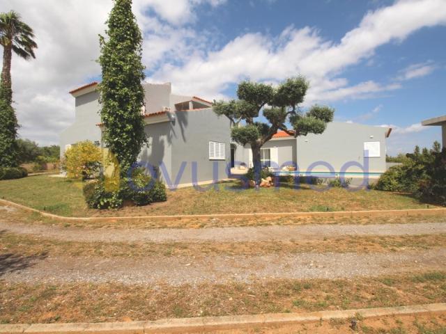 Casa venda em Cortelhas, Albufeira