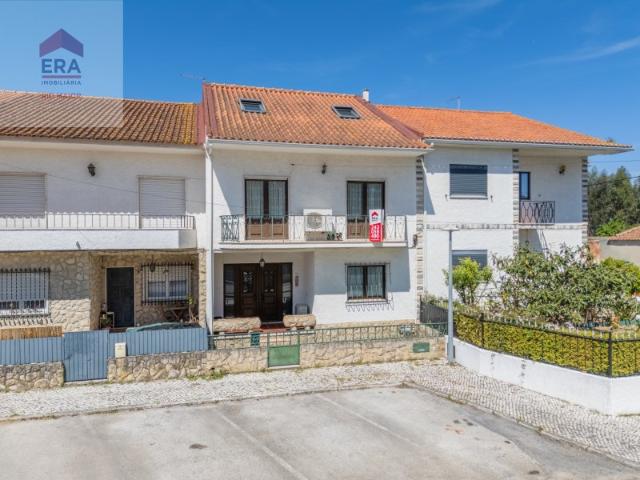 Casa venda em Rio Maior, Santarém
