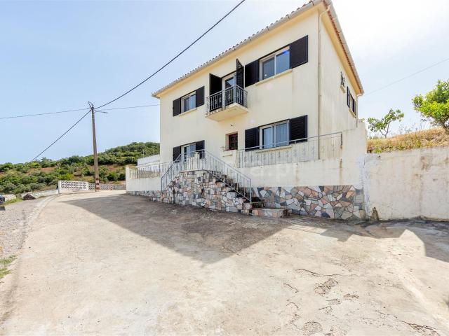 Vivenda venda em Santa Catarina da Fonte do Bispo, Tavira