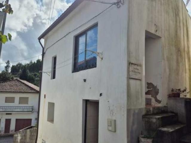 Casa venda em Troviscal