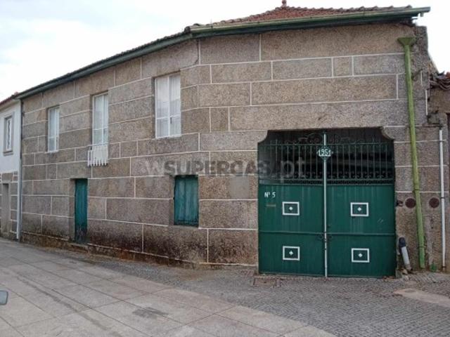 Casa venda em Argeriz, Vila Real