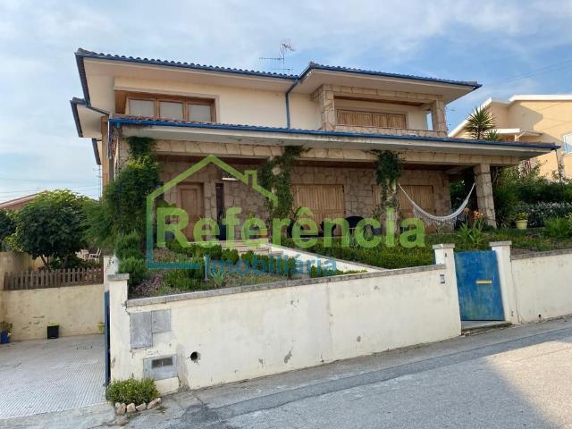 Casa venda em Santa Cruz/Trindade e Sanjurge, Chaves