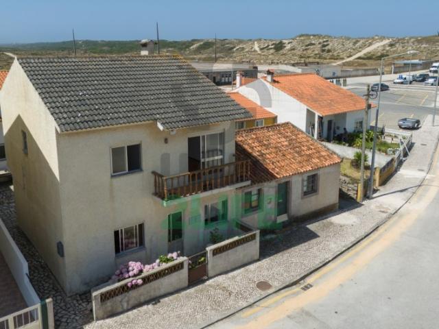 Casa venda em Marinha Grande, Leiria