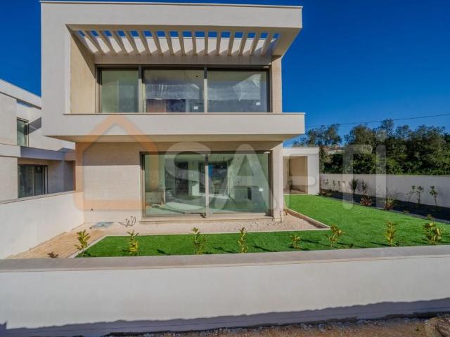 Vivenda venda em Rio Maior, Santarém