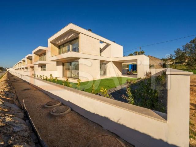 Vivenda venda em Rio Maior, Santarém