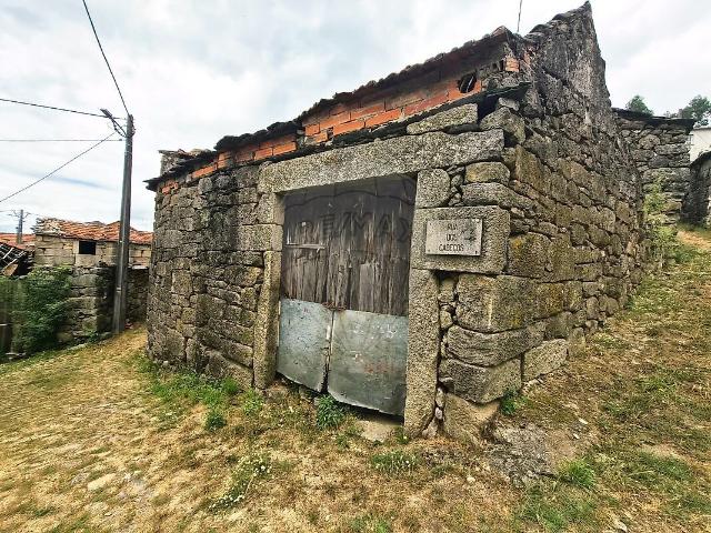 Casa venda em Arca e Varzielas, Oliveira de Frades