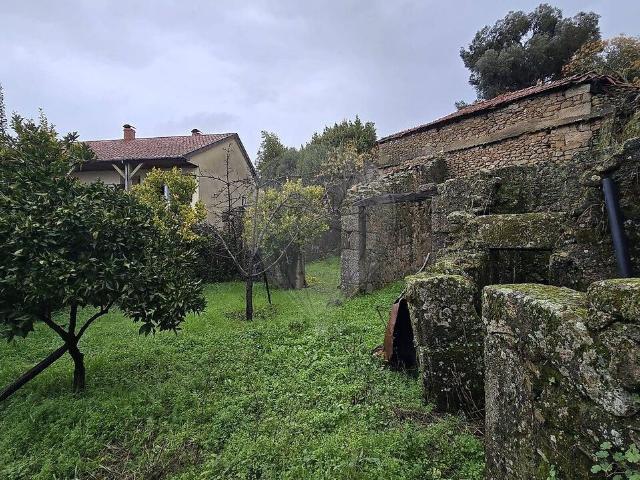 Casa venda em Caria, Belmonte