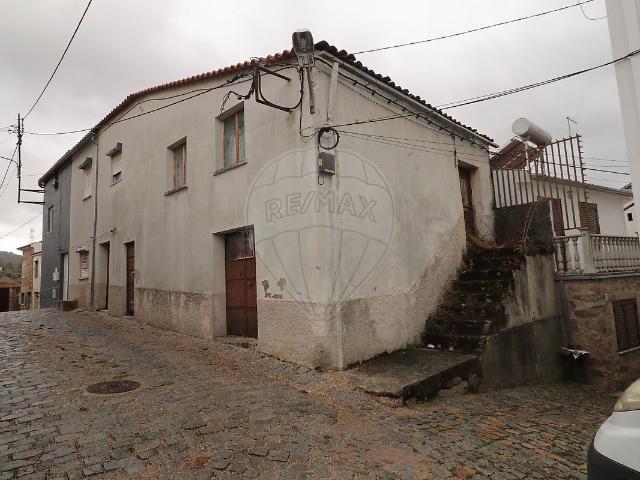 Casa venda em Ferro, Covilhã