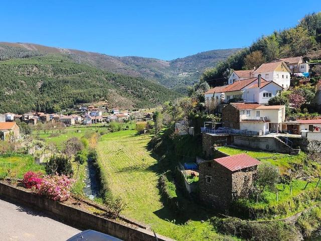 Casa venda em Coisso, Pomares