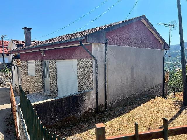 Casa venda em São Salvador, Soalhães