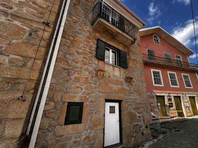 Casa venda em Castelo Branco, Vila Do Carvalho