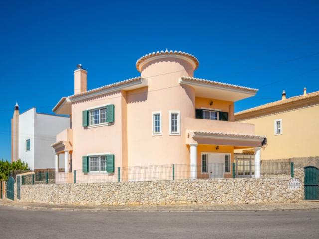 Casa venda em Praia de Alvor, Portimão