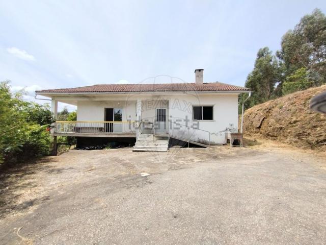 Casa venda em Cabeceiras De Basto, Braga