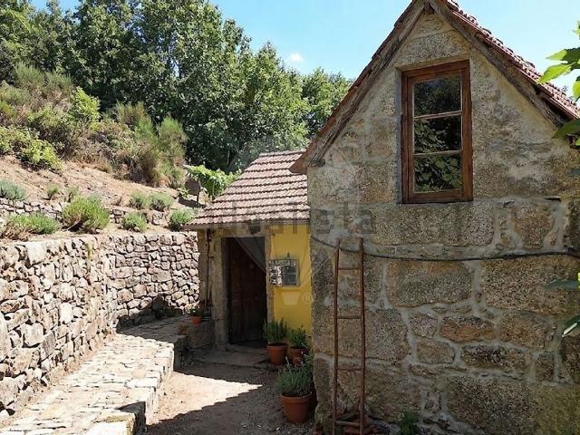 Casa venda em Marecos, Porto