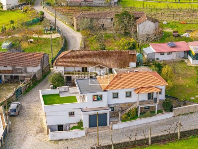 Casa venda em Marecos, Porto