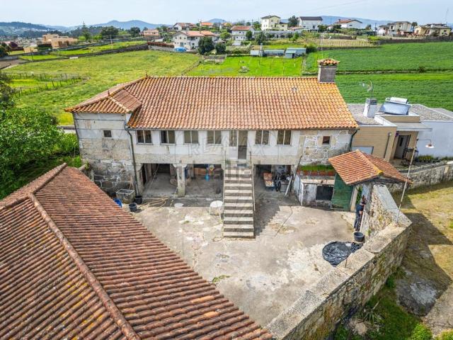 Casa venda em Adães, Arcozelo