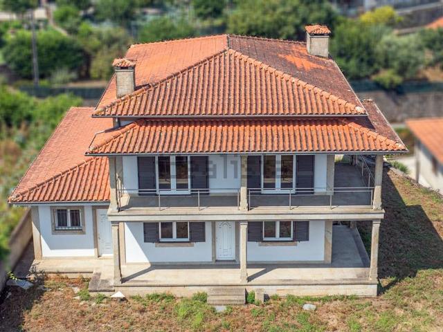 Casa venda em Adaúfe, Braga