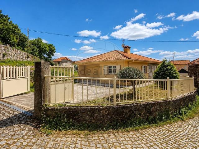 Casa venda em Alijão, Celorico De Basto