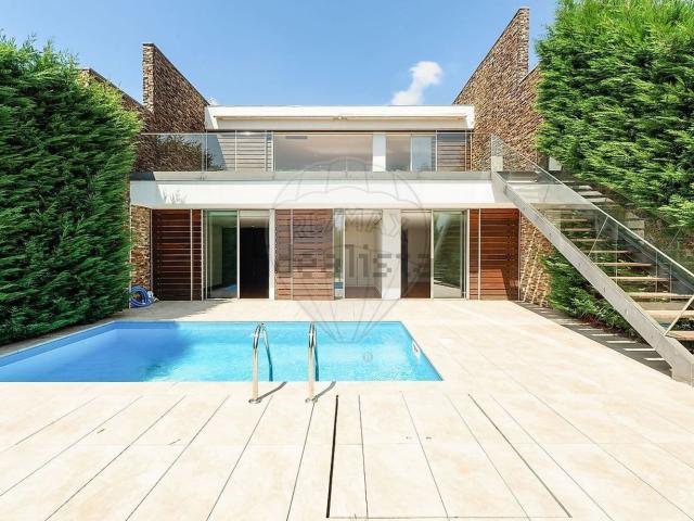 Casa venda em Santo Tirso, Porto