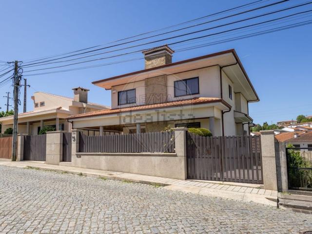 Casa venda em Maia, Águas Santas