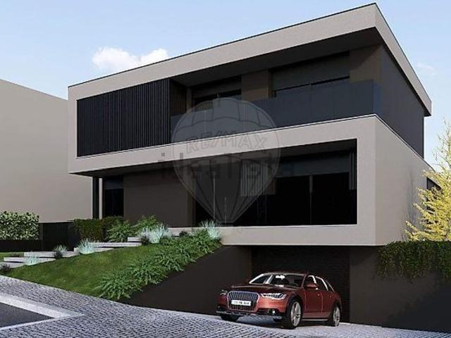 Casa venda em Póvoa De Lanhoso, Braga