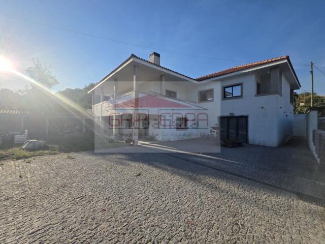 Casa venda em Felgueiras, Airães