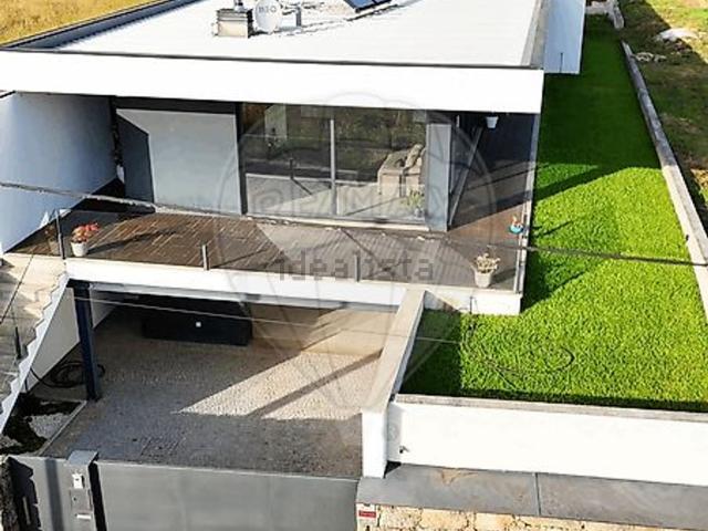 Casa venda em Airó, Barcelos