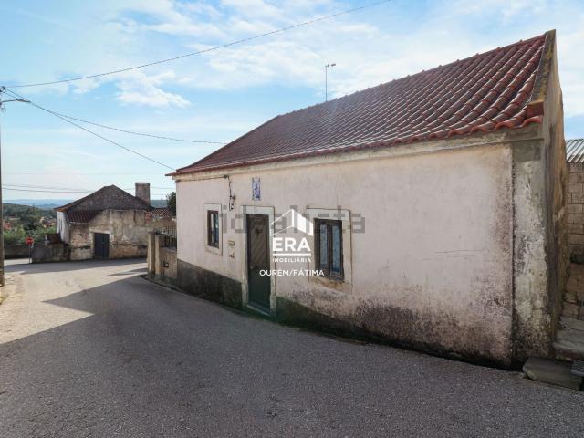 Casa venda em Ourém, Santarém