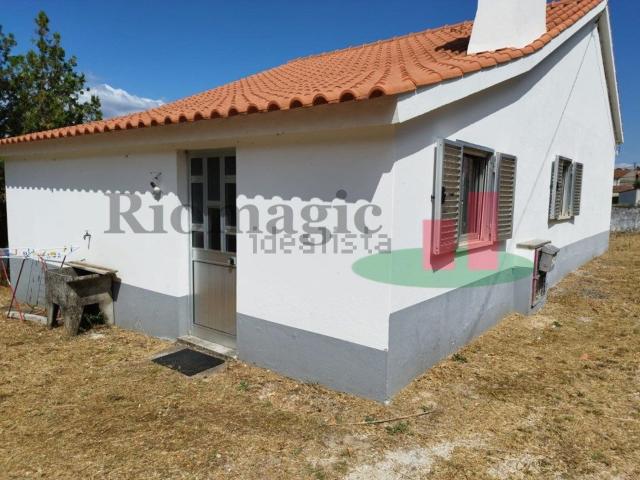 Casa venda em Alcanede, Santarém