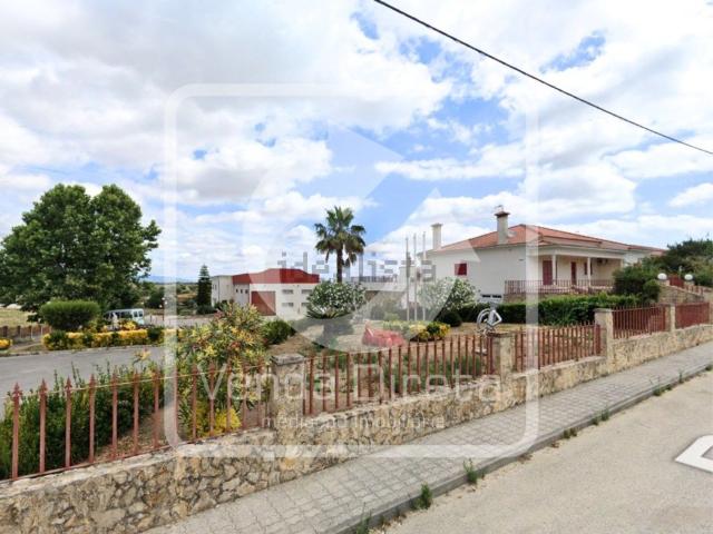 Casa venda em Alcanhões, Santarém
