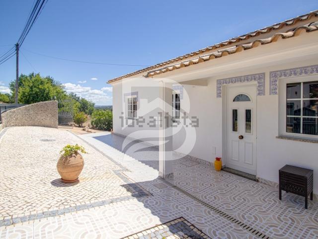 Casa venda em Alcantarilha-Gare, Faro