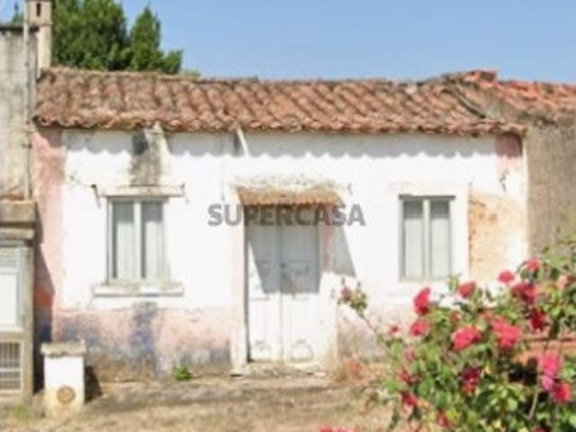 Casa venda em Alcanede, Santarém