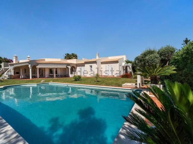 Casa venda em Quarteira, Loulé